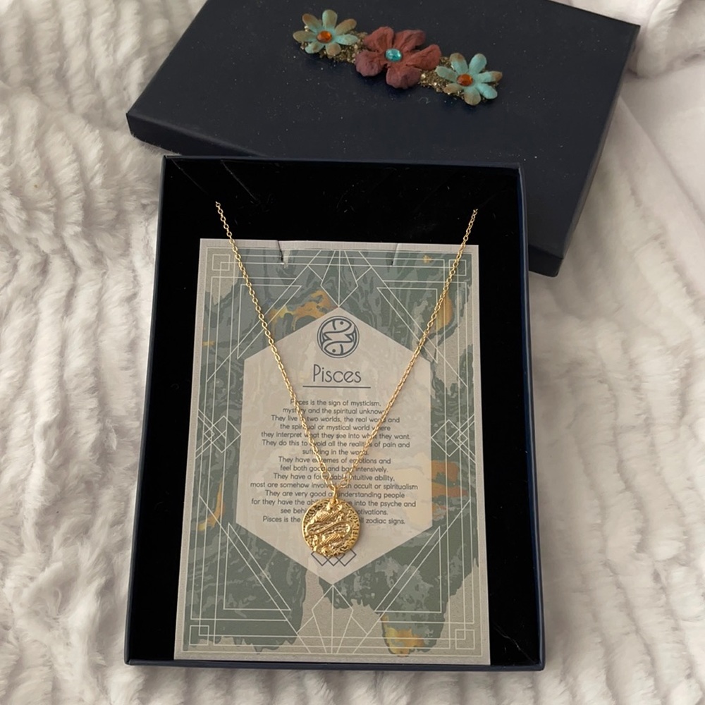 Pisces Pendant Gold Tone Necklace